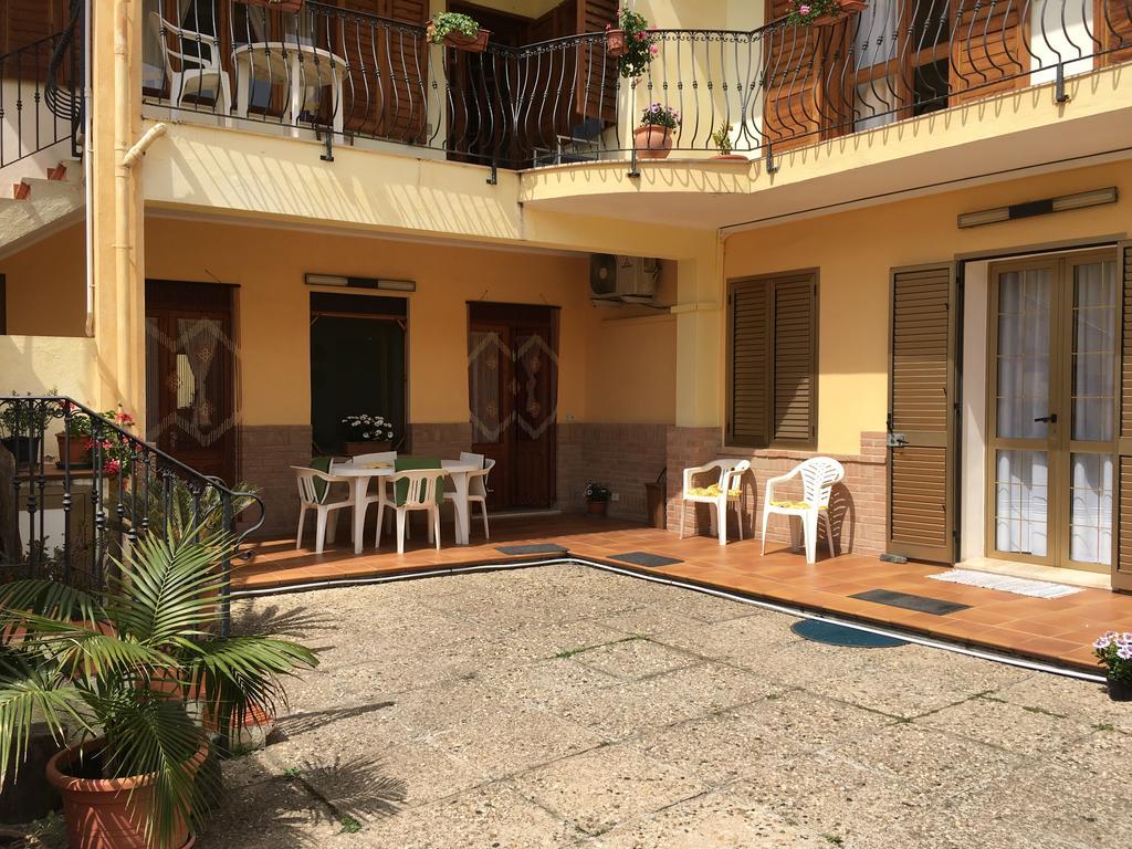 Anna Apartment Villaputzu Luaran gambar
